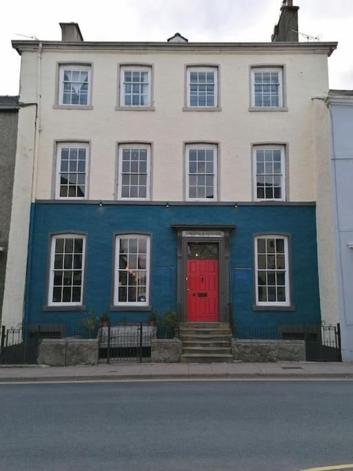 Virginia House, อัลเวอร์สตัน ภายนอก รูปภาพ